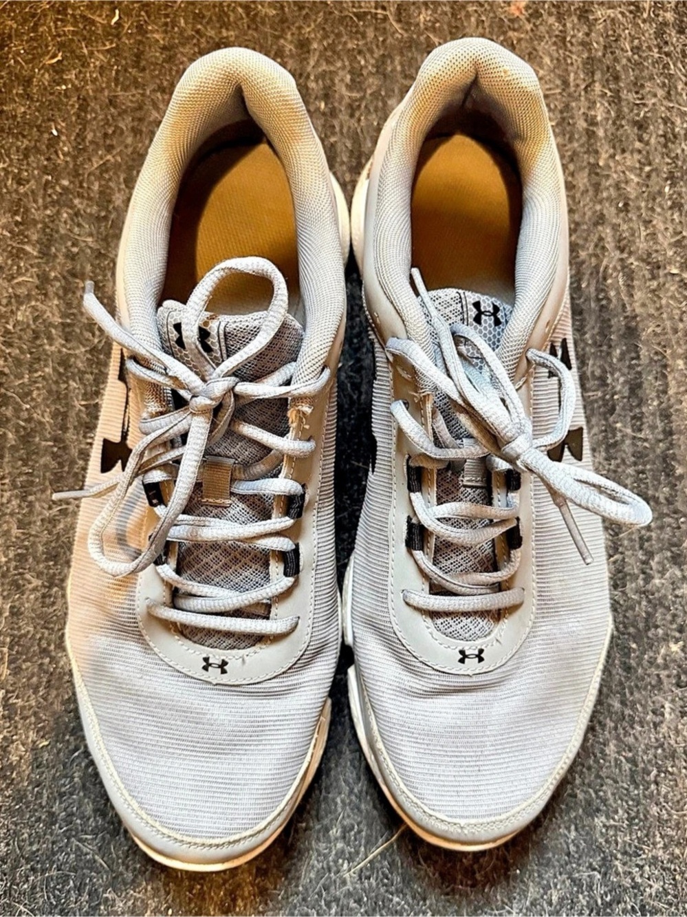 Under Armour Micro G Assert 7 Men’s Running Shoes Size 12 Gray White
